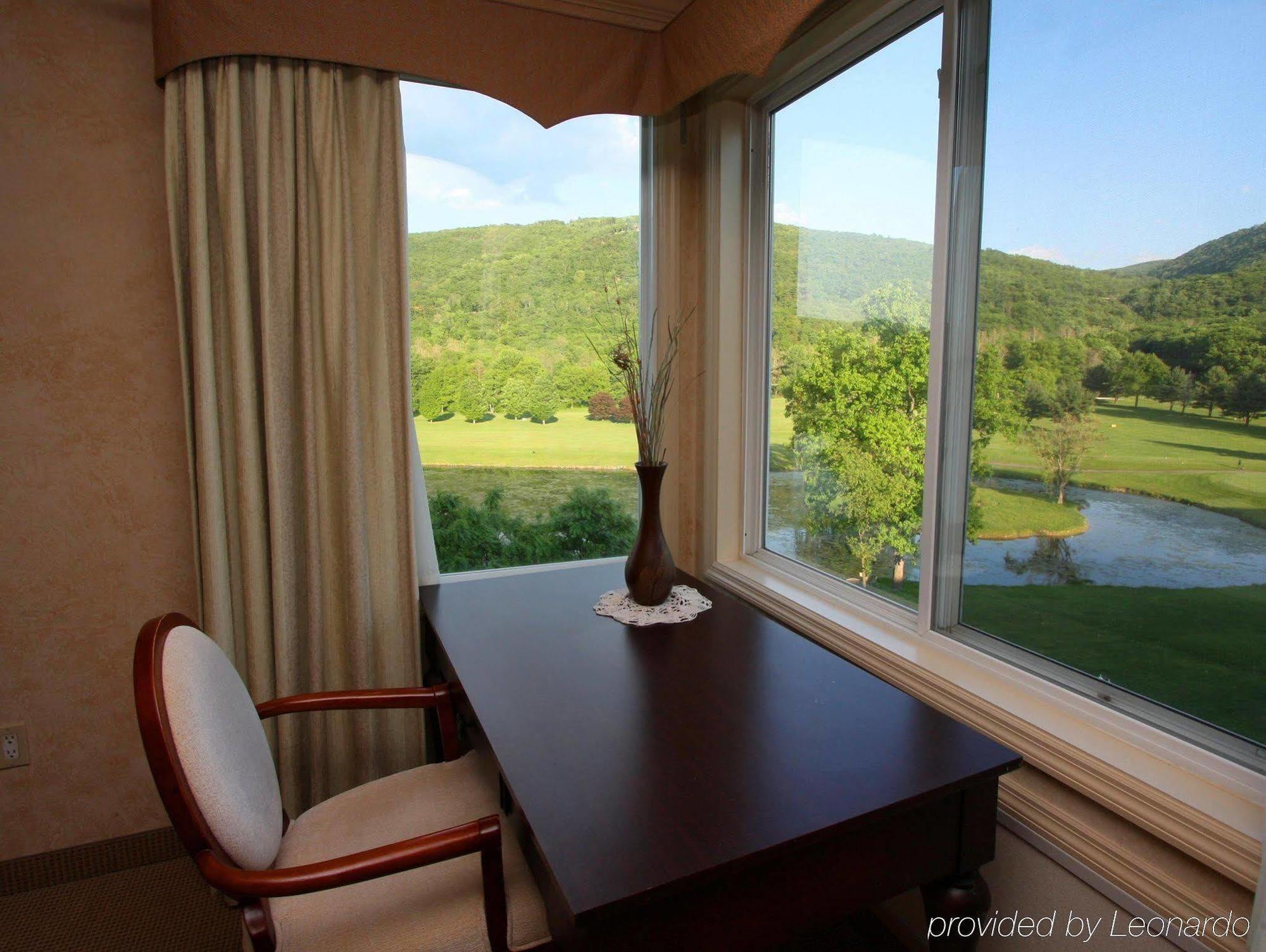 Honors Haven Retreat & Conference Hotel Ellenville Phòng bức ảnh